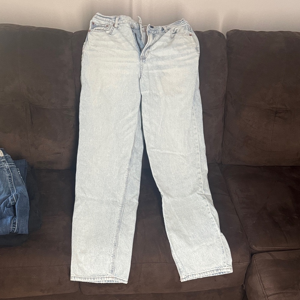 American Eagle Outfitters Light Wash Denim
